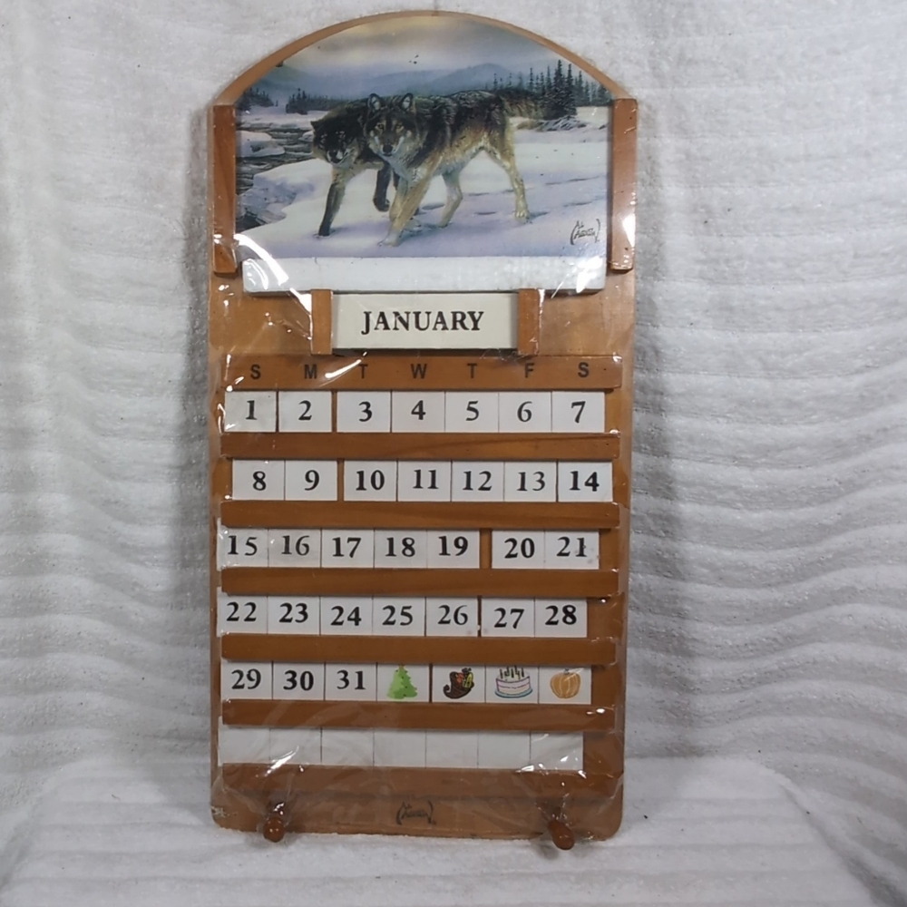 Al Agnew Perpetual Calendar Wooden Wolves New Hanging WildLife Art